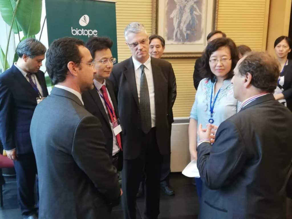 Discours de l'Ambassadeur de France en Chine, pendant la signature de l'accord de coopération sur l'eau entre Biotope et les 5 partenaires chinois.